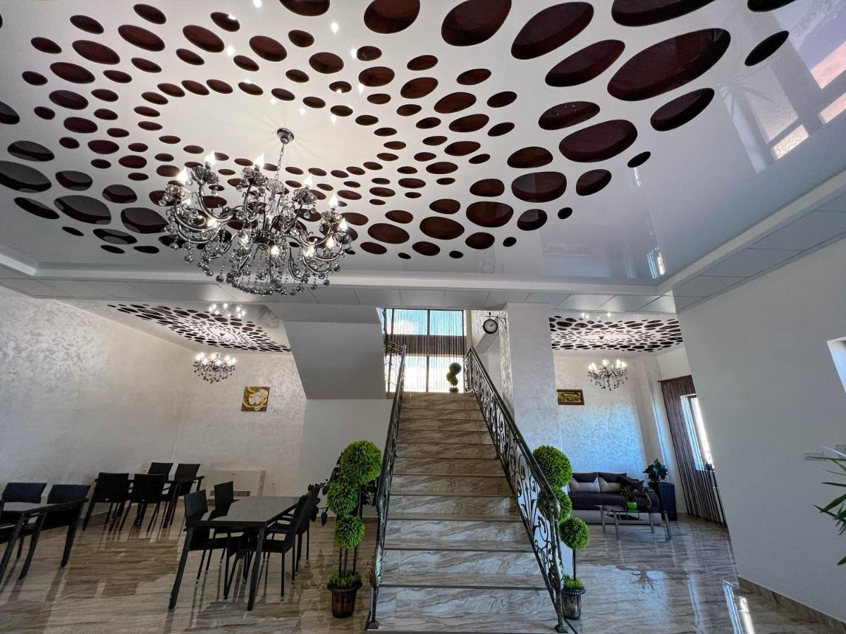 Motel Infinit Târgu Jiu Extérieur photo