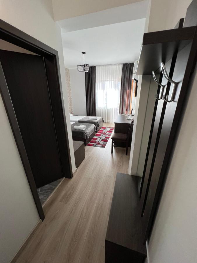 Motel Infinit Târgu Jiu Extérieur photo