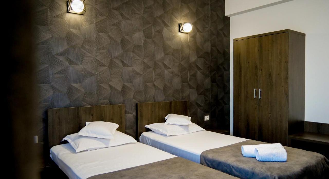 Motel Infinit Târgu Jiu Extérieur photo