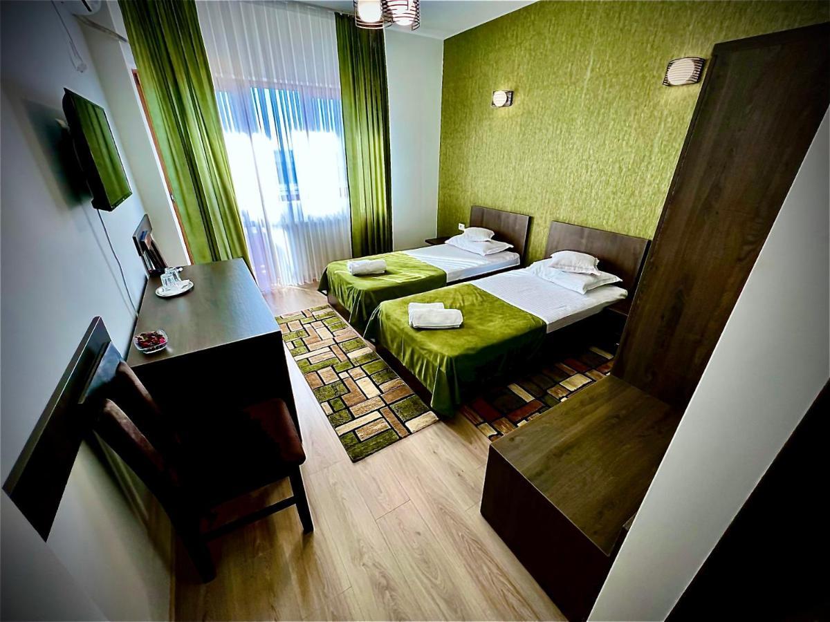 Motel Infinit Târgu Jiu Extérieur photo