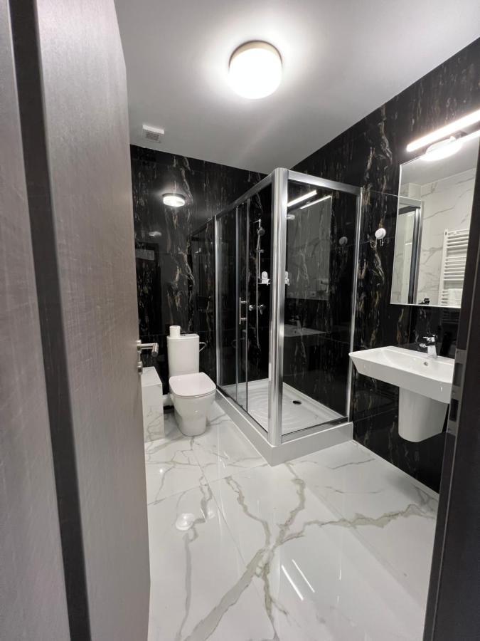 Motel Infinit Târgu Jiu Extérieur photo